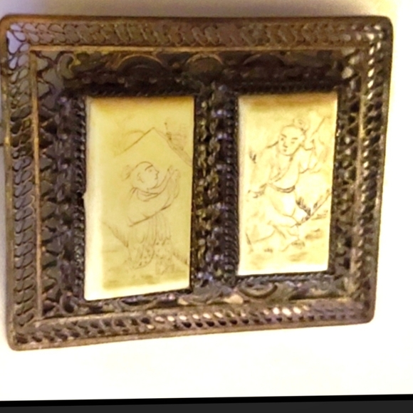 ANTIQUE Chinese Etched Silver Filigree Brooch - Picture 9 of 10